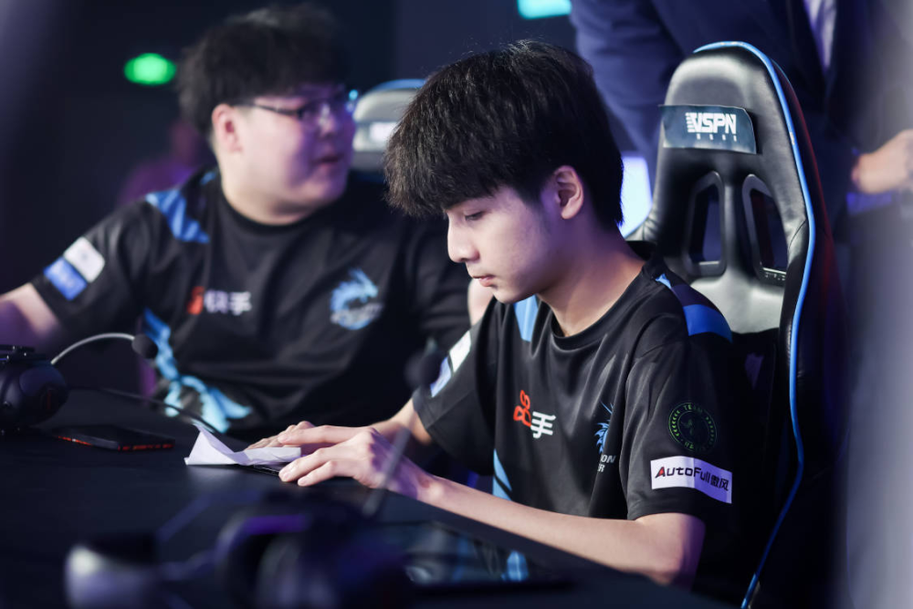  法甲保级大战上演戏剧性反转  