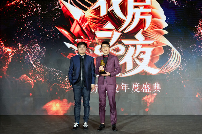  热刺青训小将梅开二度斩豪门  